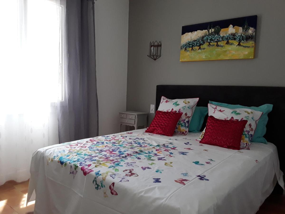La Bonbonne En Provence Villa Travaillan Екстериор снимка