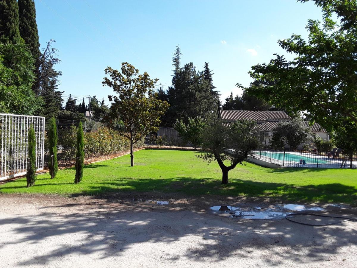 La Bonbonne En Provence Villa Travaillan Екстериор снимка