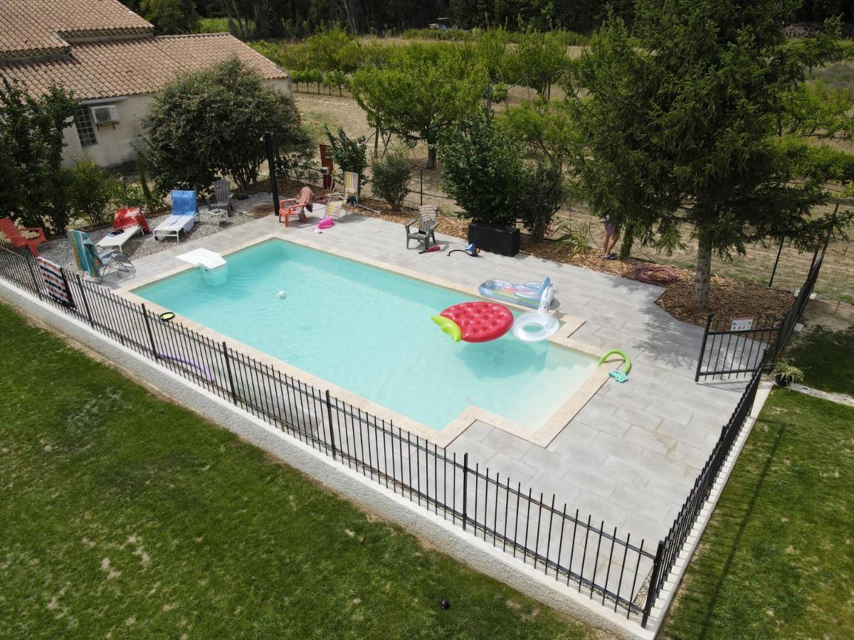 La Bonbonne En Provence Villa Travaillan Екстериор снимка