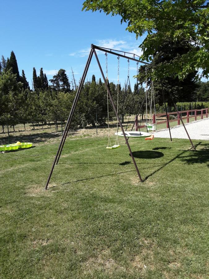 La Bonbonne En Provence Villa Travaillan Екстериор снимка